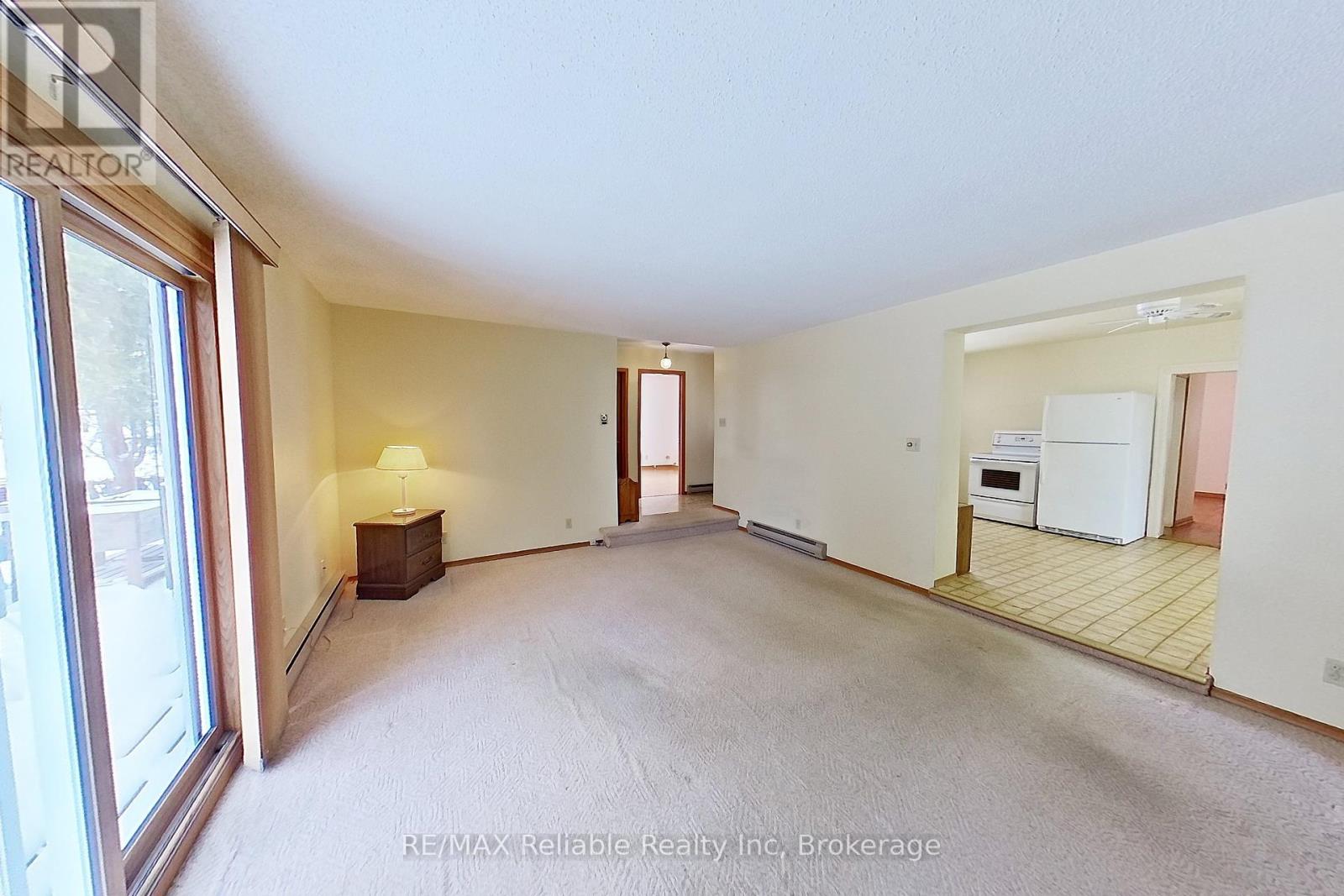 58 Huron Street W, South Huron (Exeter), Ontario  N0M 1S2 - Photo 6 - X11911019