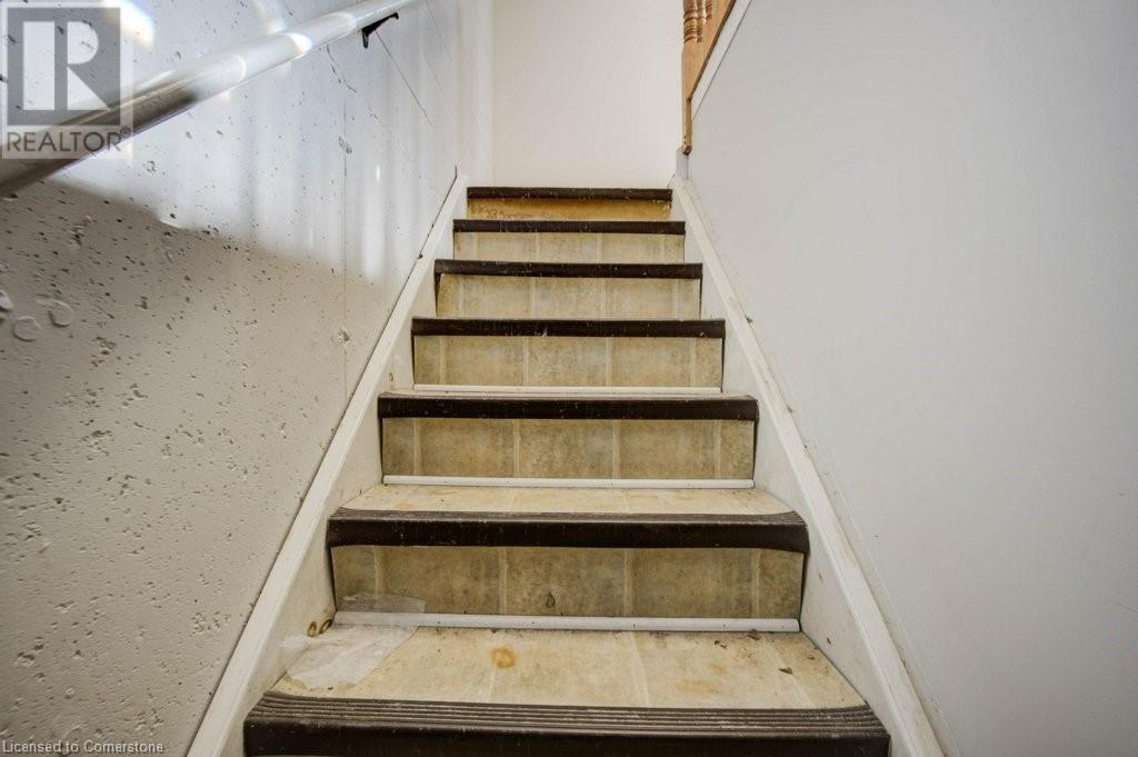 62 Dorset Street, Waterloo, Ontario  N2L 3L8 - Photo 35 - 40688383