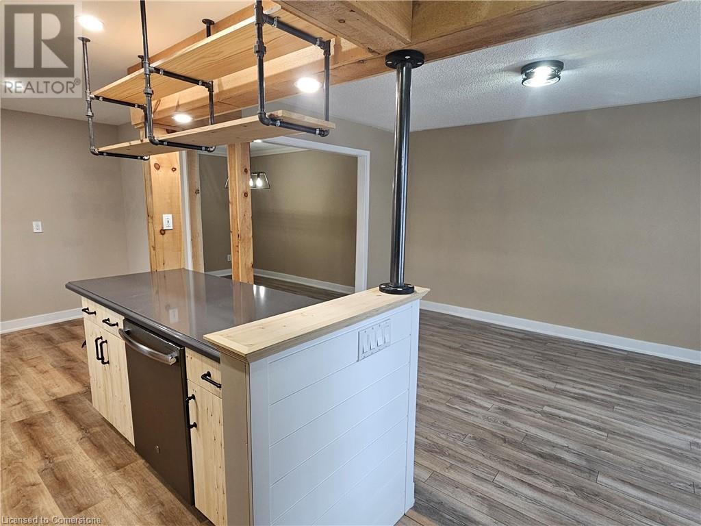 2598 Widemarr Road, Mississauga, Ontario  L5J 1M3 - Photo 4 - 40686837