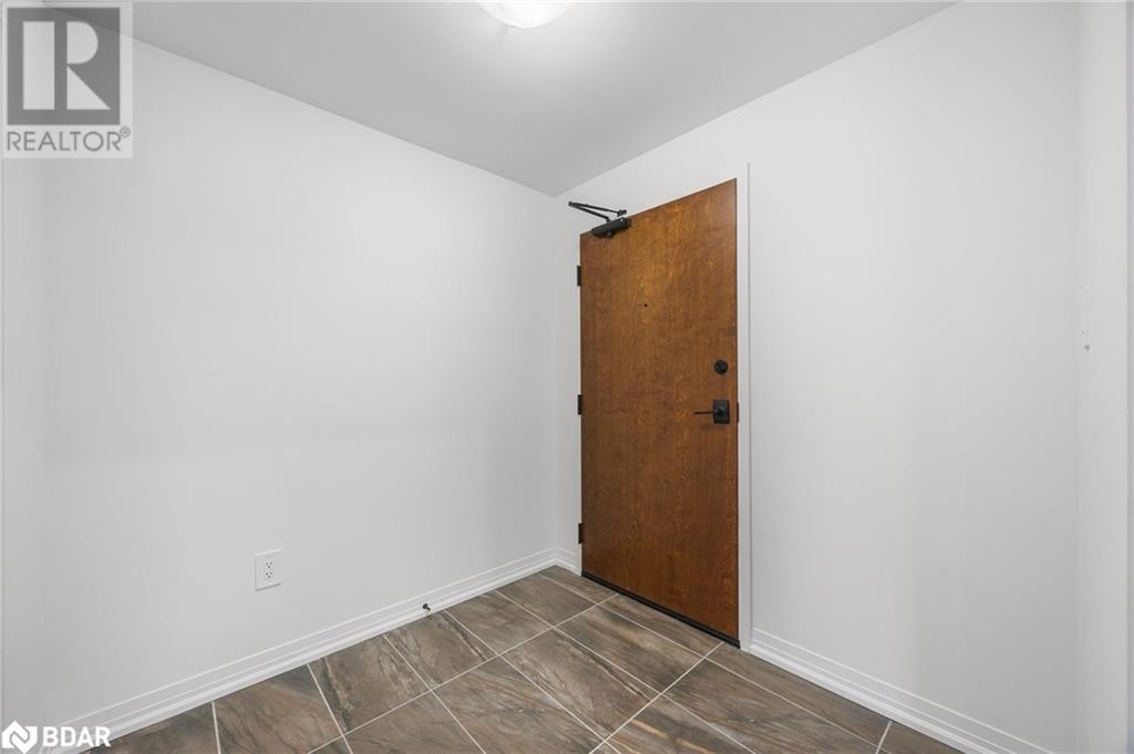 15 Kneeshaw Drive Unit# 613, Barrie, Ontario  L9J 0X9 - Photo 6 - 40687203