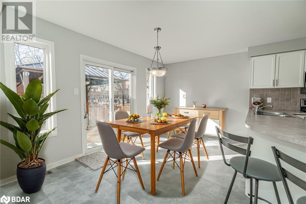 48 Loon Avenue, Barrie, Ontario  L4N 8W6 - Photo 4 - 40688385