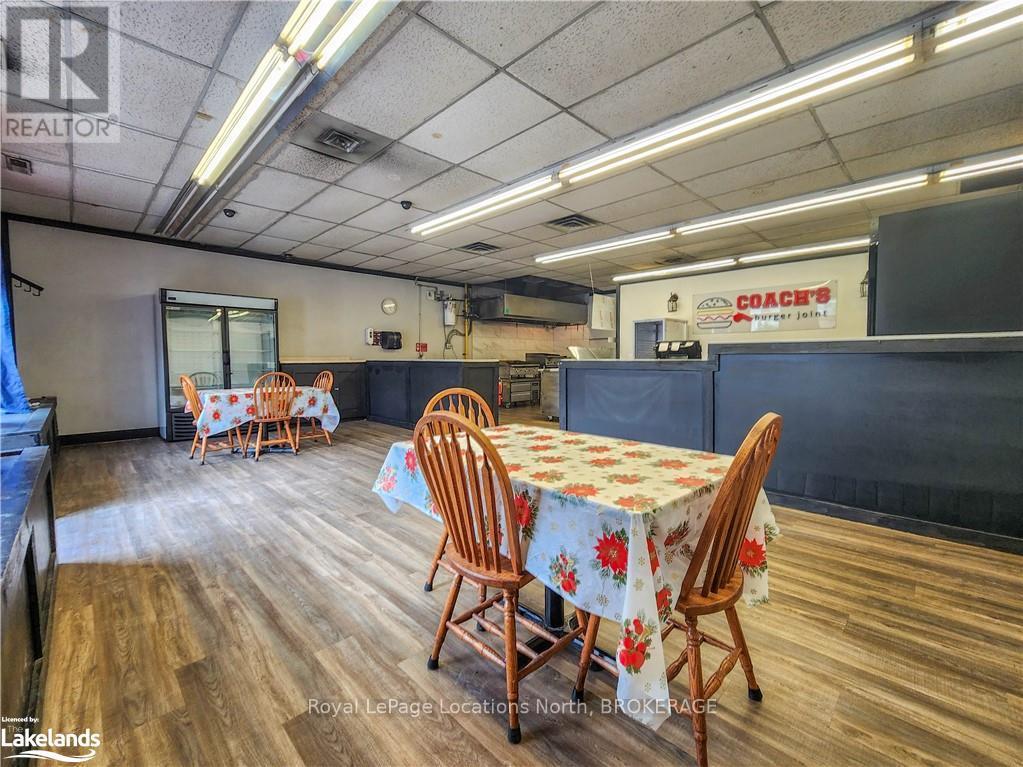 637 Berford Street, South Bruce Peninsula, Ontario  N0T 2T0 - Photo 10 - X10439664