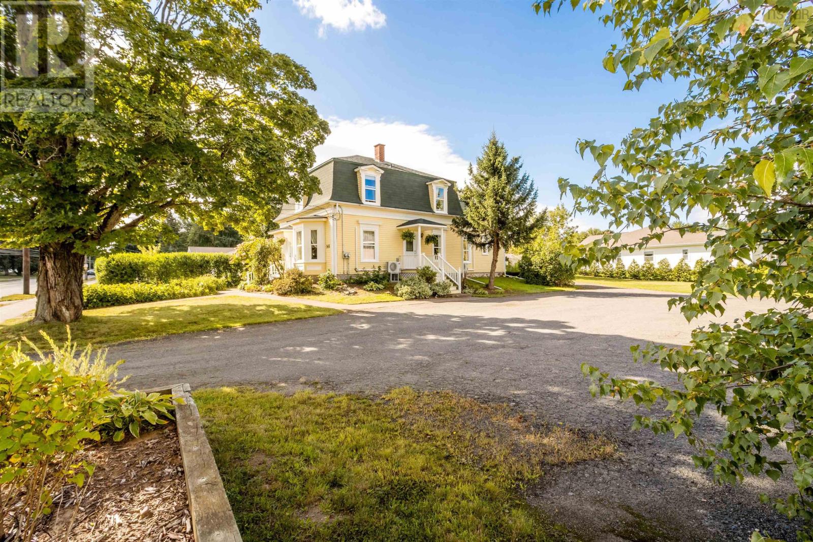 141 Commercial Street, Berwick, Nova Scotia  B0P 1E0 - Photo 2 - 202500341