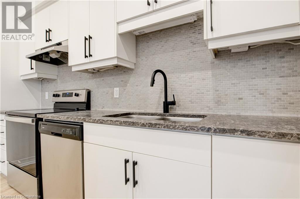 261 Woodbine Avenue Unit# 71, Kitchener, Ontario  N2R 0S7 - Photo 14 - 40684982