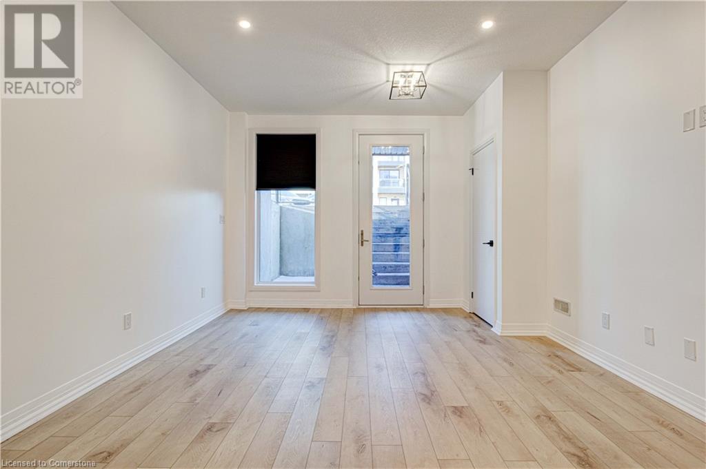 261 Woodbine Avenue Unit# 71, Kitchener, Ontario  N2R 0S7 - Photo 6 - 40684982