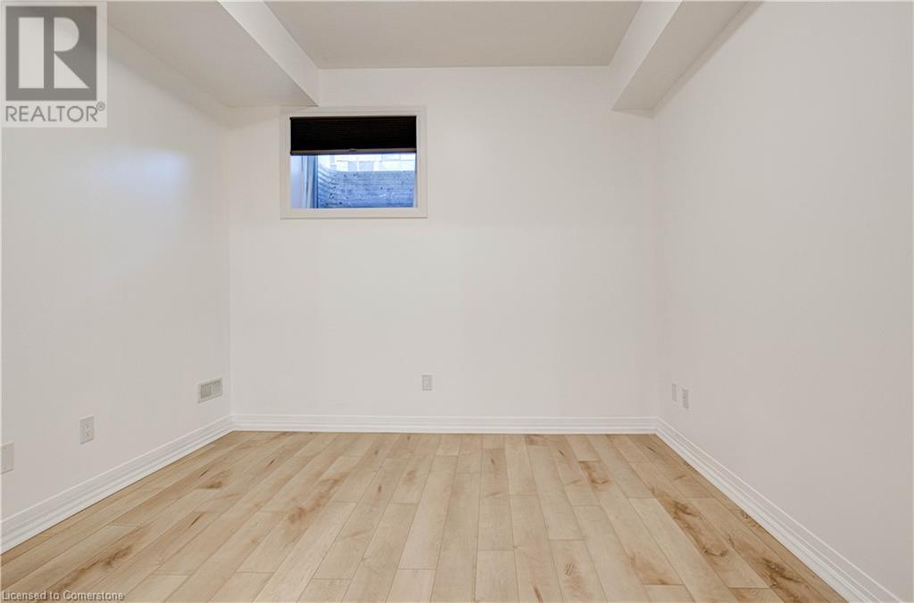 261 Woodbine Avenue Unit# 71, Kitchener, Ontario  N2R 0S7 - Photo 32 - 40684982