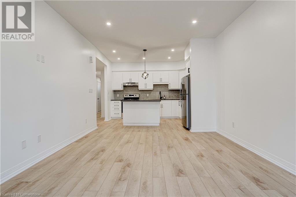 261 Woodbine Avenue Unit# 71, Kitchener, Ontario  N2R 0S7 - Photo 8 - 40684982