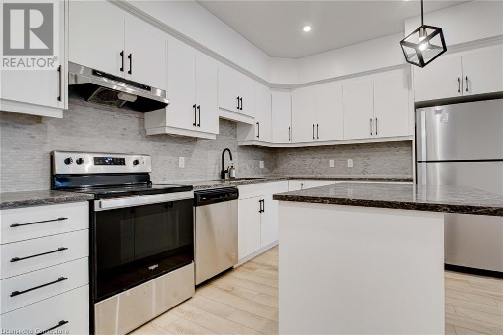 261 Woodbine Avenue Unit# 71, Kitchener, Ontario  N2R 0S7 - Photo 13 - 40684982