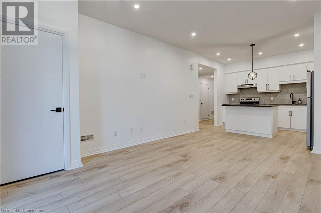 261 Woodbine Avenue Unit# 71, Kitchener, Ontario  N2R 0S7 - Photo 9 - 40684982