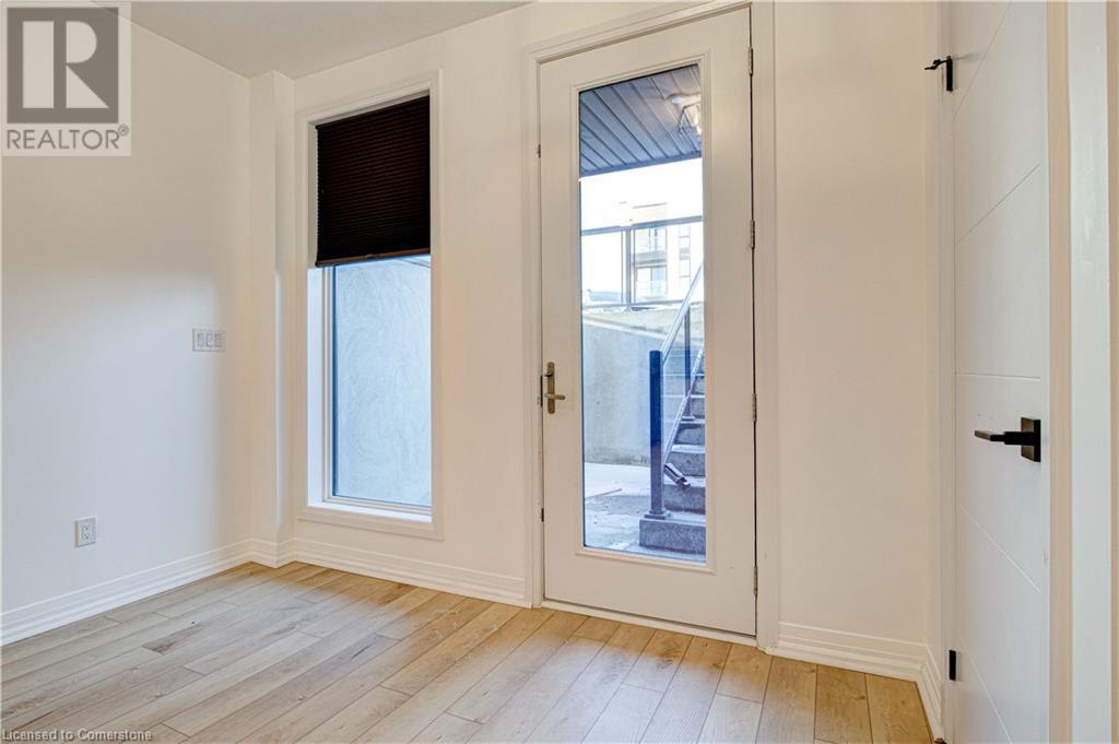 261 Woodbine Avenue Unit# 71, Kitchener, Ontario  N2R 0S7 - Photo 5 - 40684982