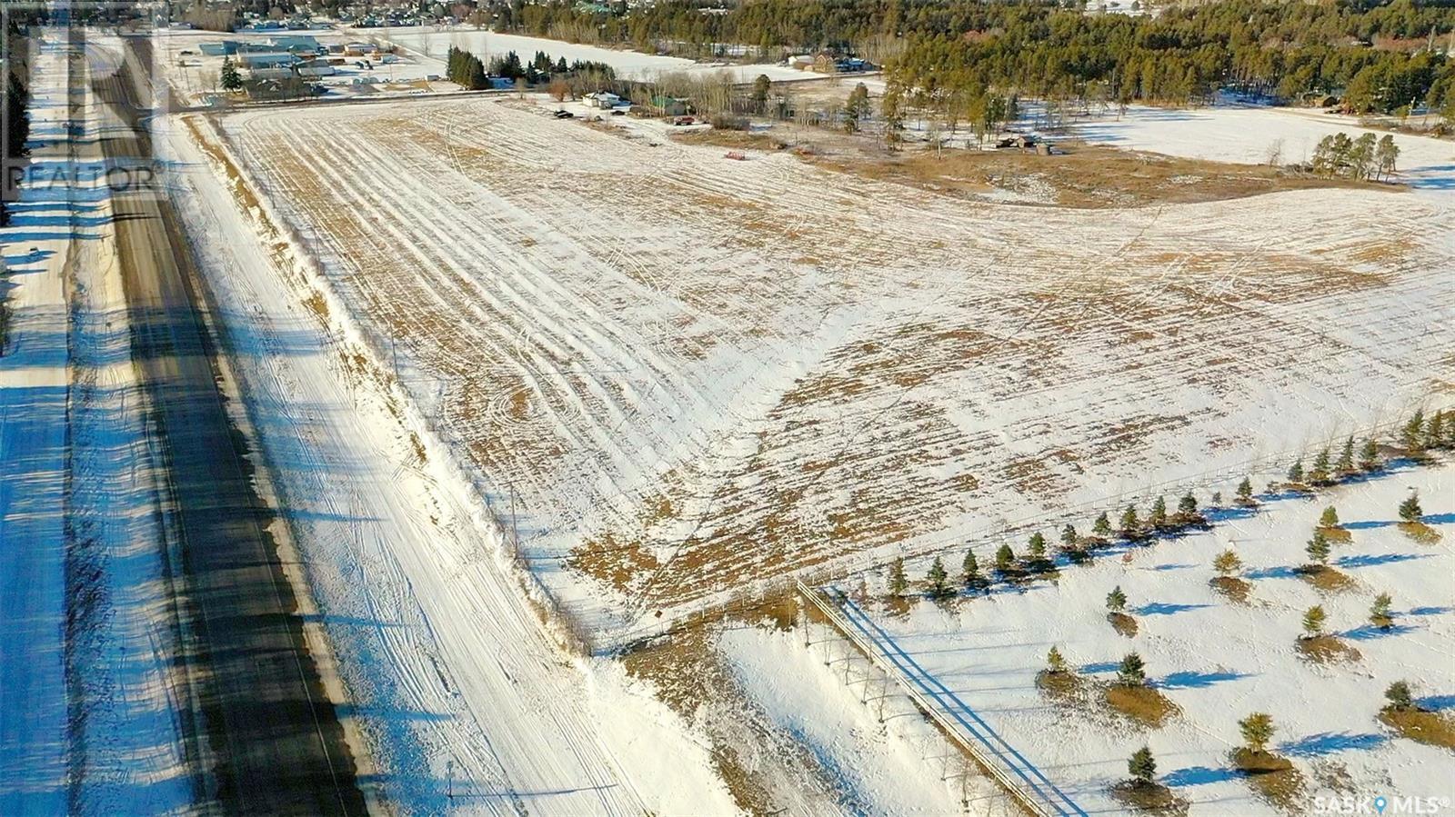 10.7 Acre Prime Highway Frontage East Of Nipawin, Nipawin, Saskatchewan  S0E 1E0 - Photo 4 - SK990848