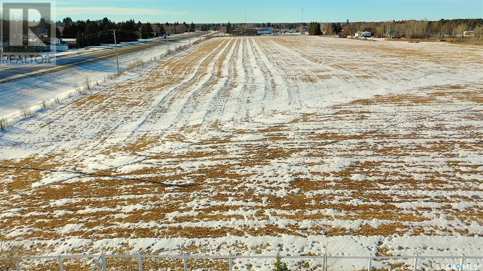 10.7 Acre Prime Highway Frontage East Of Nipawin, Nipawin, Saskatchewan  S0E 1E0 - Photo 18 - SK990848