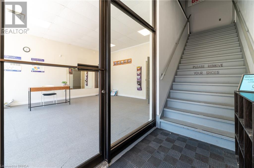 608 Upper James Street, Hamilton, Ontario  L9C 2Y8 - Photo 8 - 40682090