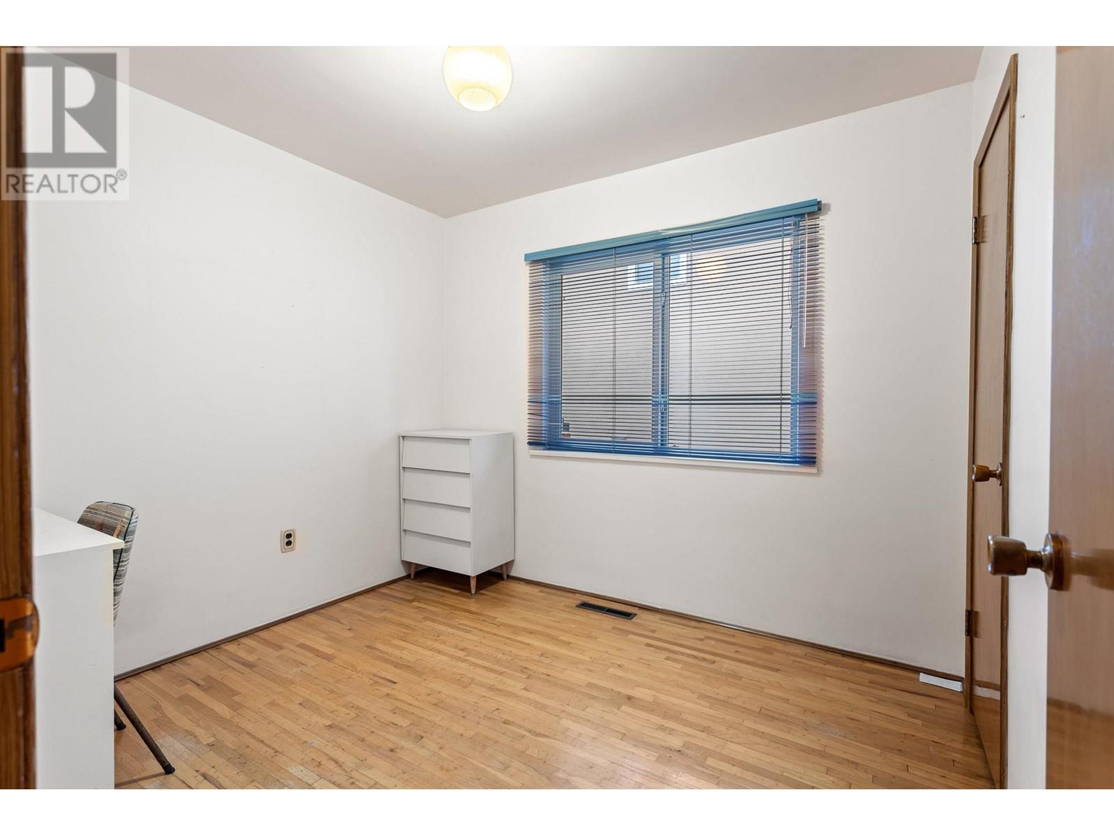 5524 Earles Street, Vancouver, British Columbia  V5R 3S1 - Photo 17 - R2952945