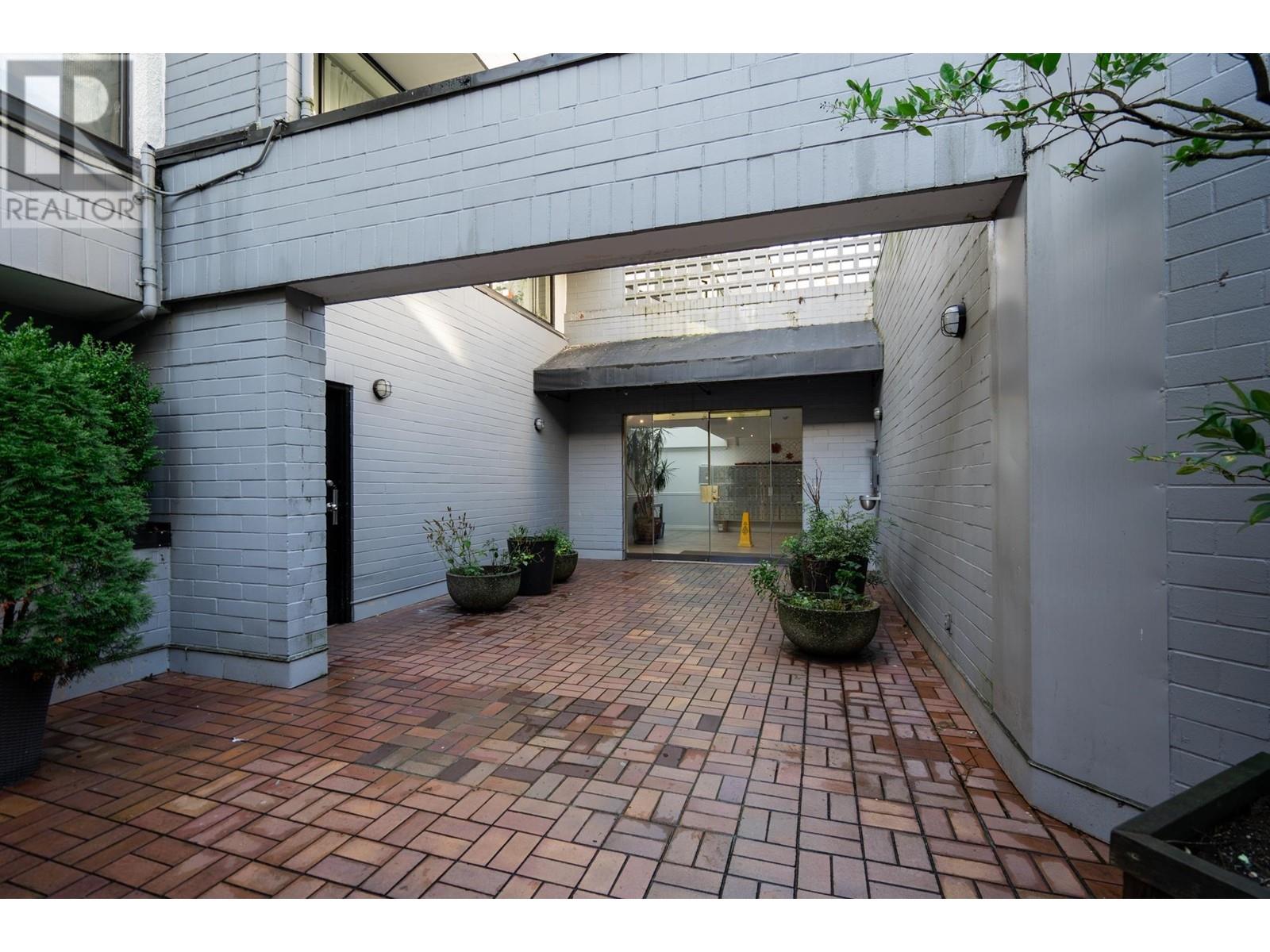 Listing Picture 27 of 28 : 207 1270 ROBSON STREET, Vancouver / 溫哥華 - 魯藝地產 Yvonne Lu Group - MLS Medallion Club Member