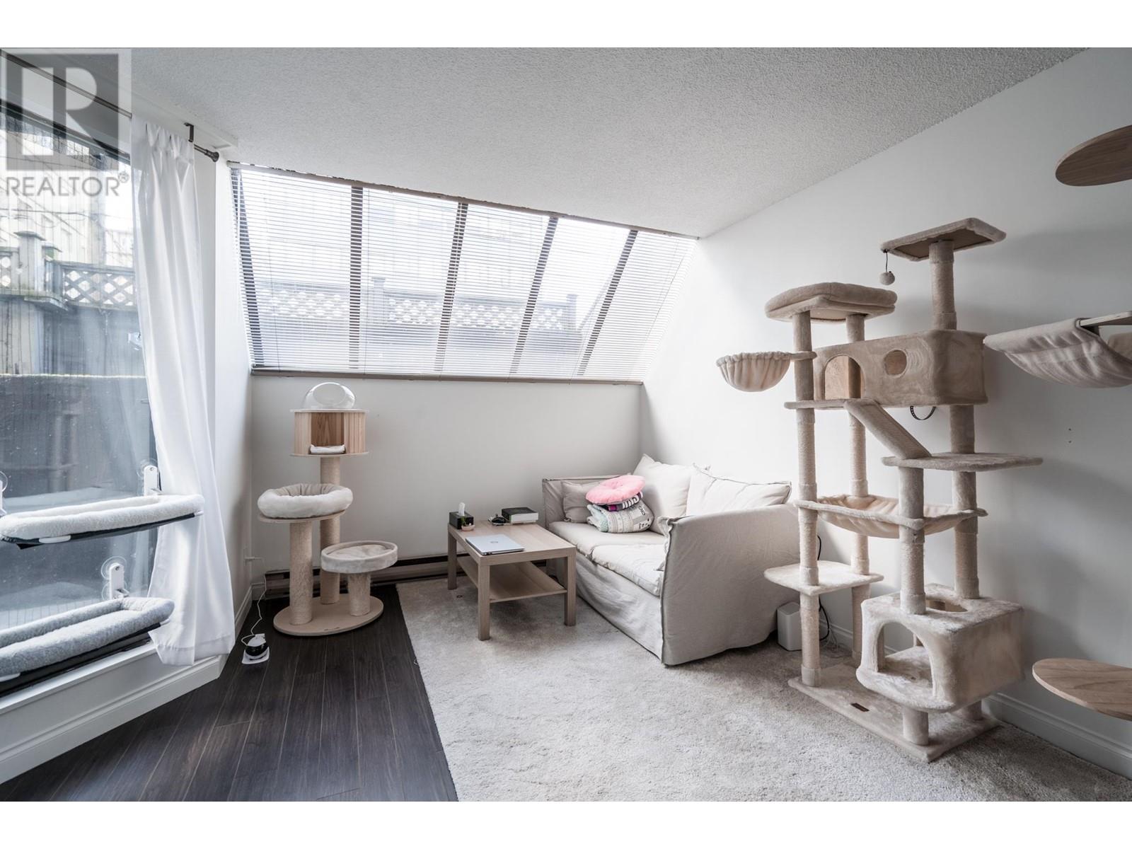 Listing Picture 14 of 28 : 207 1270 ROBSON STREET, Vancouver / 溫哥華 - 魯藝地產 Yvonne Lu Group - MLS Medallion Club Member