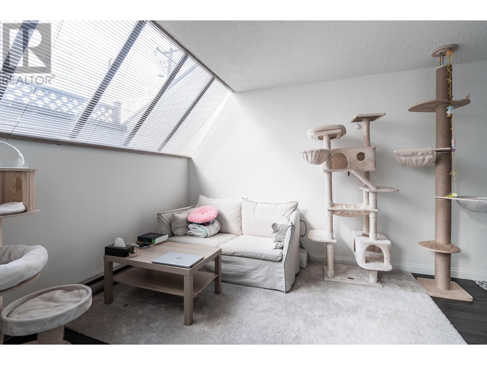 Listing Picture 13 of 28 : 207 1270 ROBSON STREET, Vancouver / 溫哥華 - 魯藝地產 Yvonne Lu Group - MLS Medallion Club Member