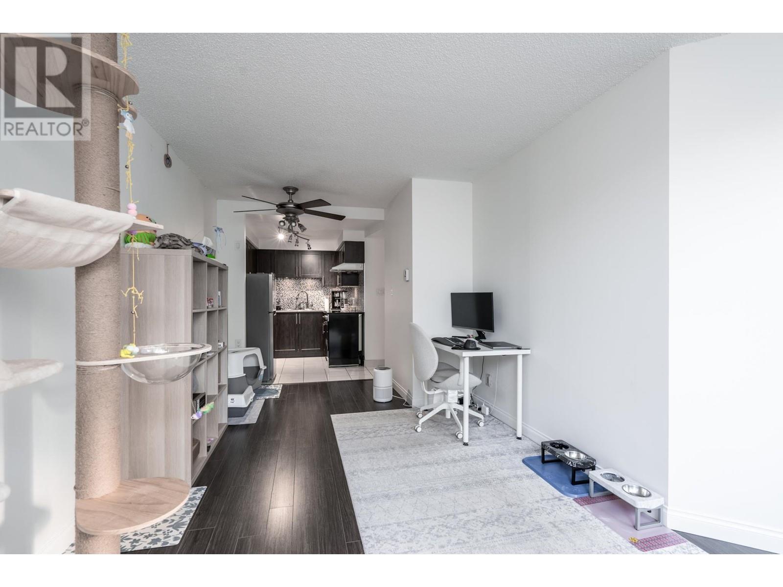 Listing Picture 10 of 28 : 207 1270 ROBSON STREET, Vancouver / 溫哥華 - 魯藝地產 Yvonne Lu Group - MLS Medallion Club Member