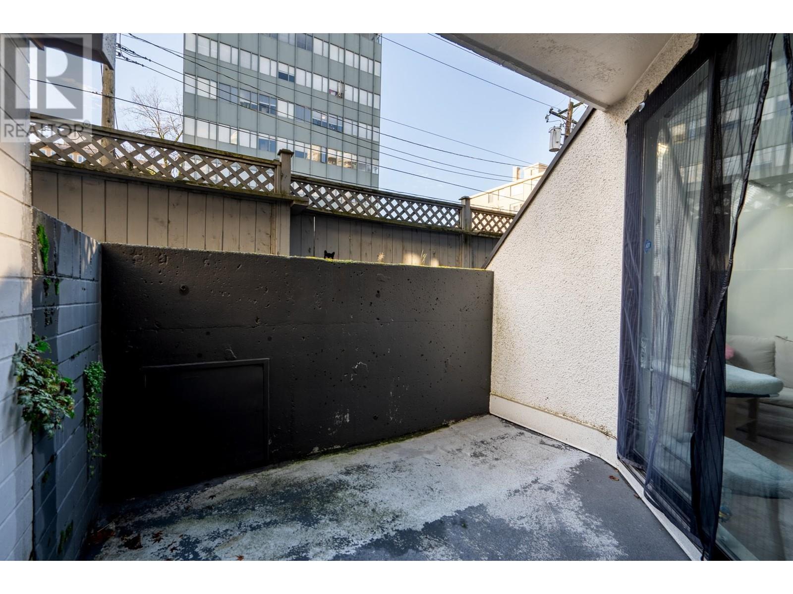 Listing Picture 23 of 28 : 207 1270 ROBSON STREET, Vancouver / 溫哥華 - 魯藝地產 Yvonne Lu Group - MLS Medallion Club Member