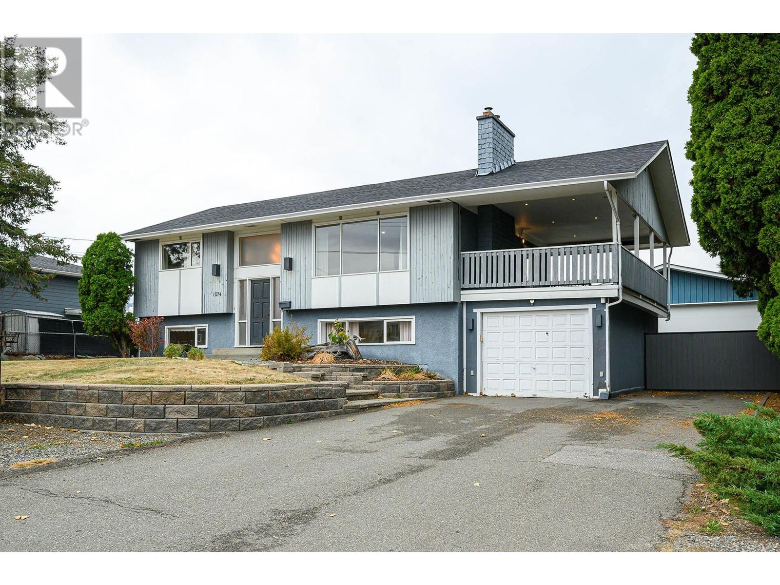 1074 Ollek Street, kamloops, British Columbia V2B5B2