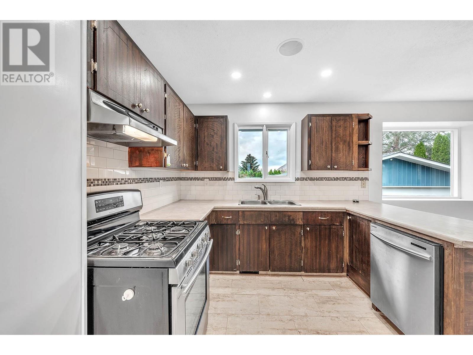 Property at 1074 Ollek Street image 1