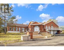 8411 RUSSELL ROAD, Ottawa, Ontario