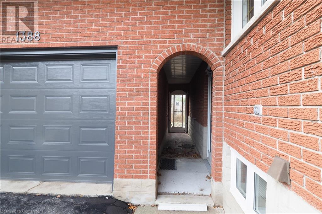 1388 Concession Road, Cambridge, Ontario  N3H 4L7 - Photo 5 - 40688377