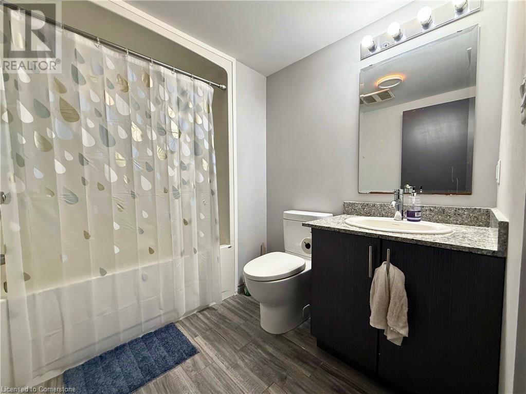 275 Larch Street Unit# 104, Waterloo, Ontario  N2L 3R2 - Photo 11 - 40688270