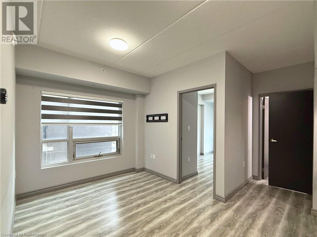 275 Larch Street Unit# 104, Waterloo, Ontario  N2L 3R2 - Photo 4 - 40688270