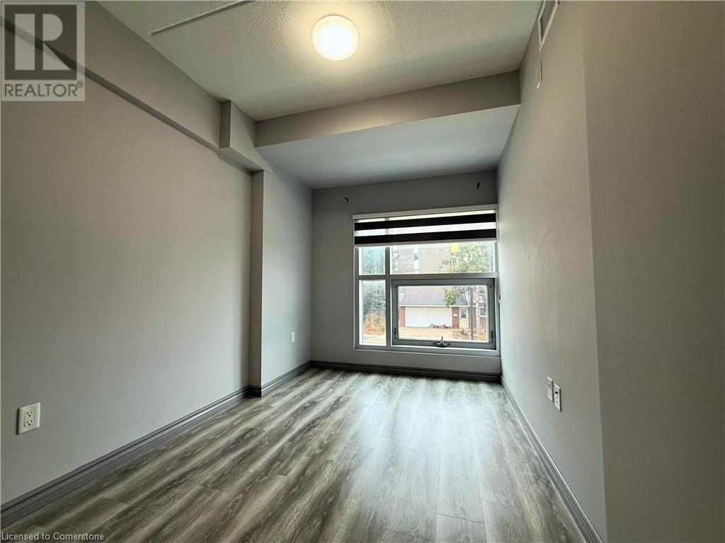 275 Larch Street Unit# 104, Waterloo, Ontario  N2L 3R2 - Photo 6 - 40688270