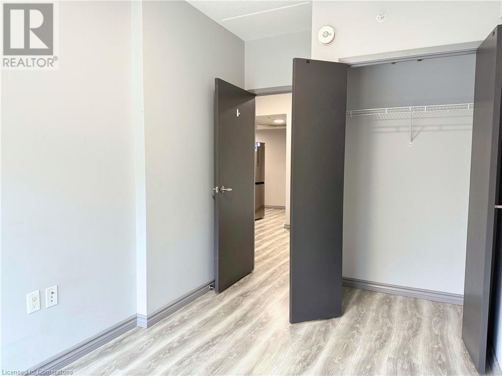 275 Larch Street Unit# 104, Waterloo, Ontario  N2L 3R2 - Photo 9 - 40688270