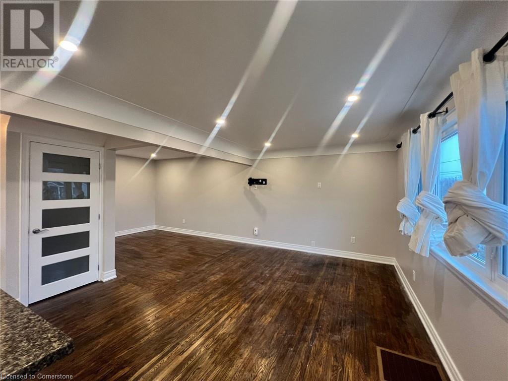 6077 Collins Drive, Niagara Falls, Ontario  L2G 2S3 - Photo 13 - 40688419