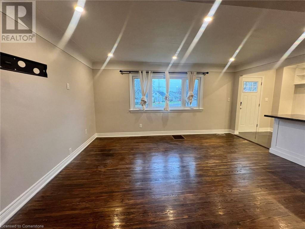 6077 Collins Drive, Niagara Falls, Ontario  L2G 2S3 - Photo 8 - 40688419