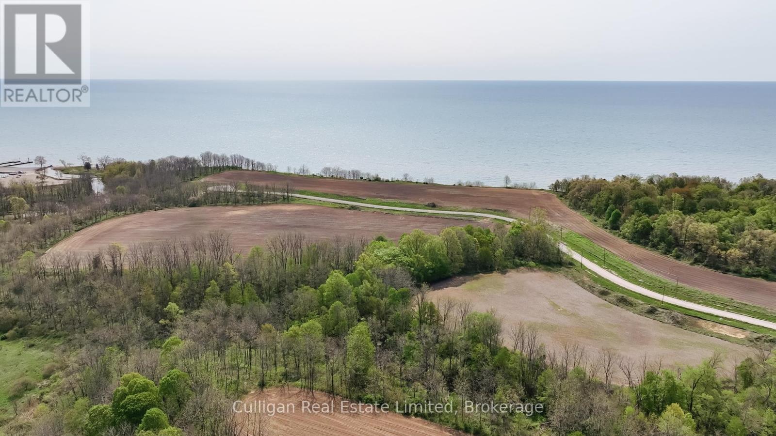 Unit 1 Bluffs Road, West Elgin, Ontario  N0L 2C0 - Photo 7 - X11900803