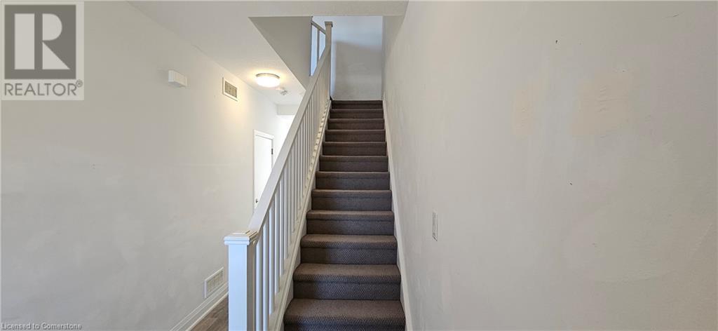 18 Steele Crescent, Guelph, Ontario  N1E 0S7 - Photo 6 - 40685609