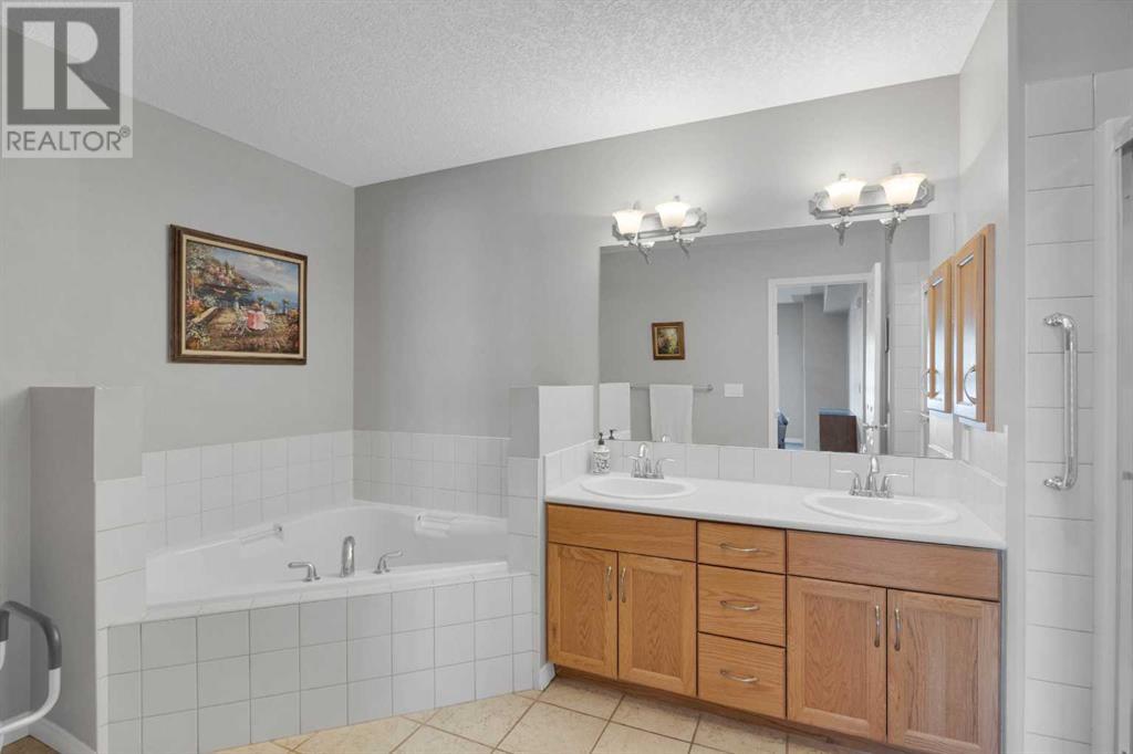 110, 60 Sierra Morena Landing Sw, Calgary, Alberta  T3H 5H1 - Photo 30 - A2184530