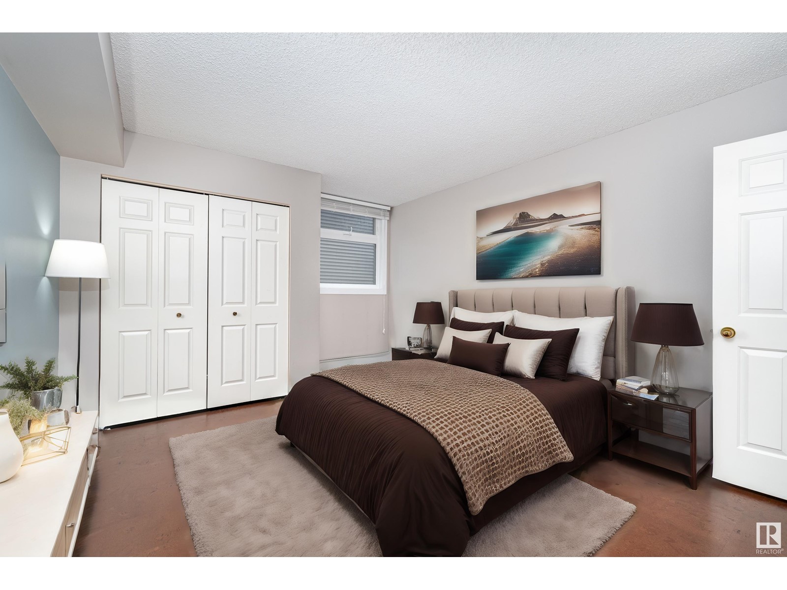 #203 10545 Saskatchewan Dr Nw, Edmonton, Alberta  T6E 6C6 - Photo 3 - E4417244