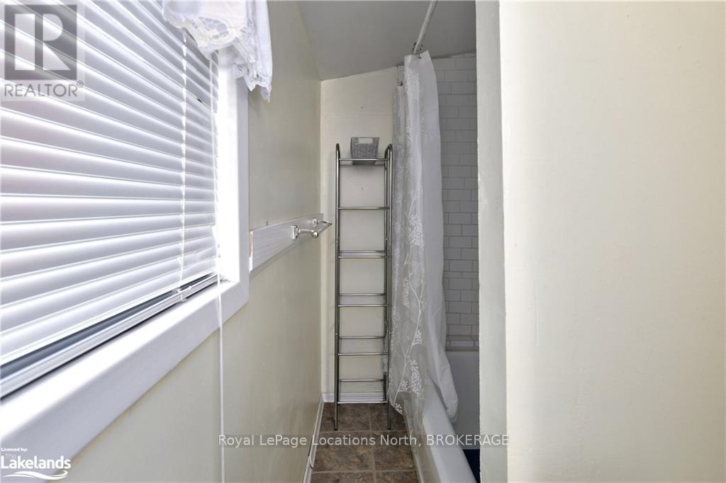 203 Queen Street, South Bruce Peninsula, Ontario  N0H 1P0 - Photo 12 - X10439587