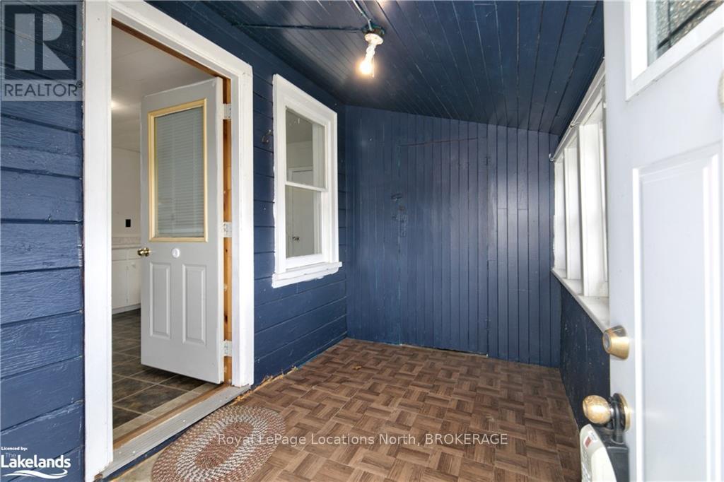 203 Queen Street, South Bruce Peninsula, Ontario  N0H 1P0 - Photo 13 - X10439587