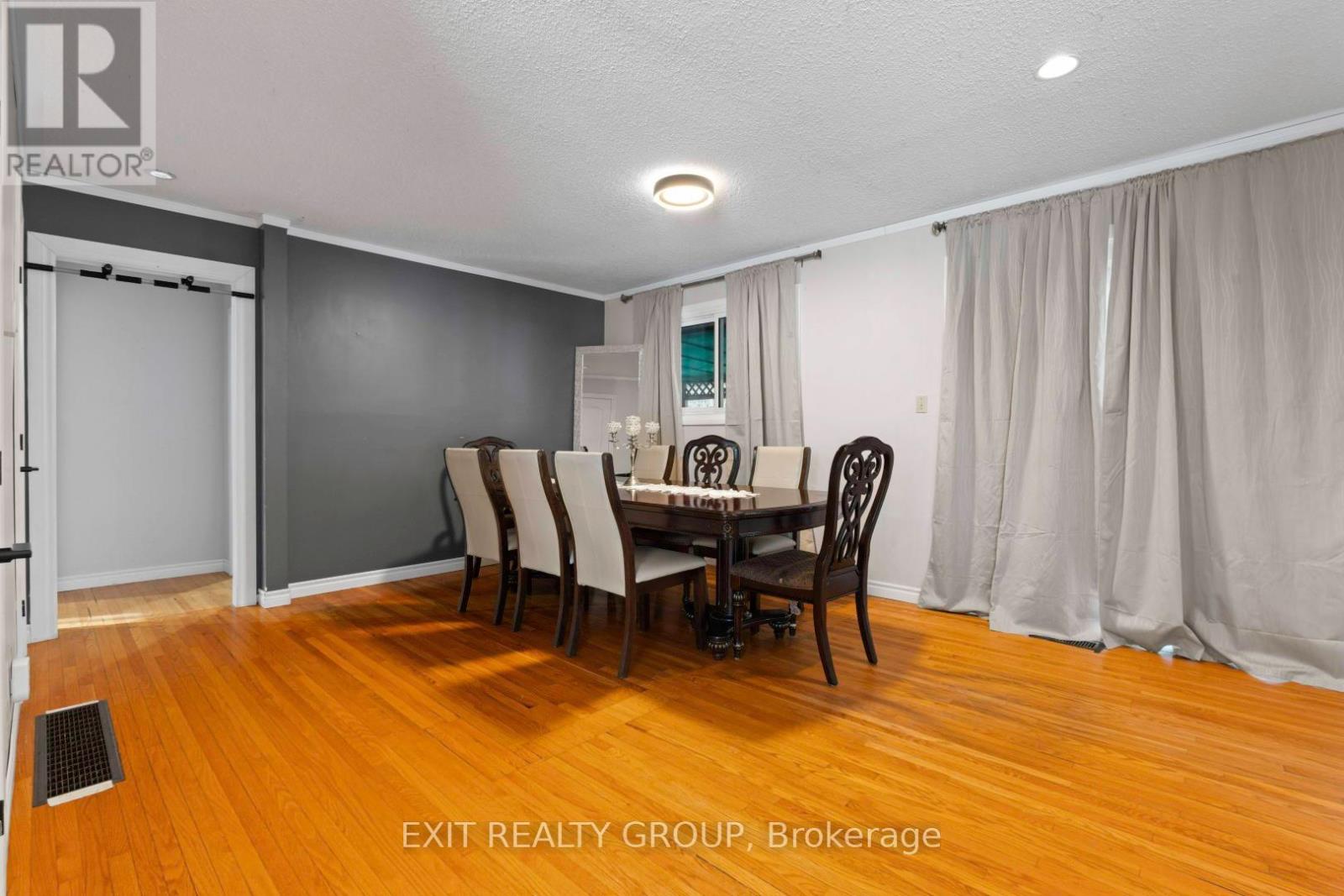 Property at 4 WALDEN CIRCLE image 5