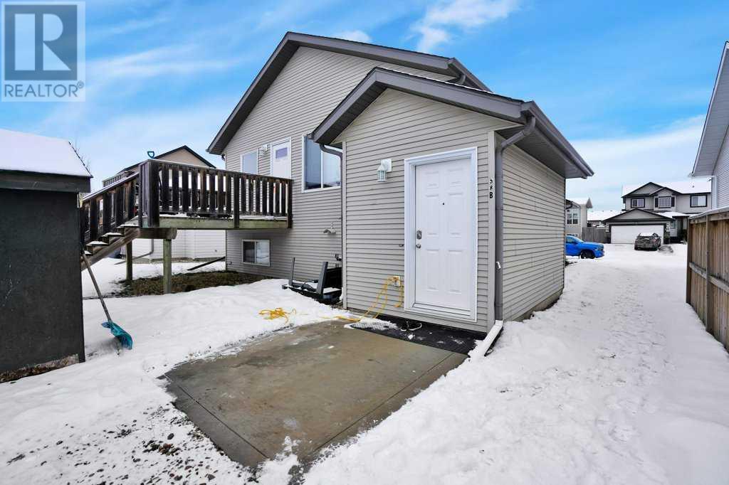 58 Jaspar Crescent, Red Deer, Alberta  T4P 0E2 - Photo 3 - A2185676