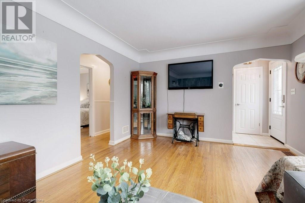 139 West 3rd Street, Hamilton, Ontario  L9C 3K6 - Photo 9 - 40687991