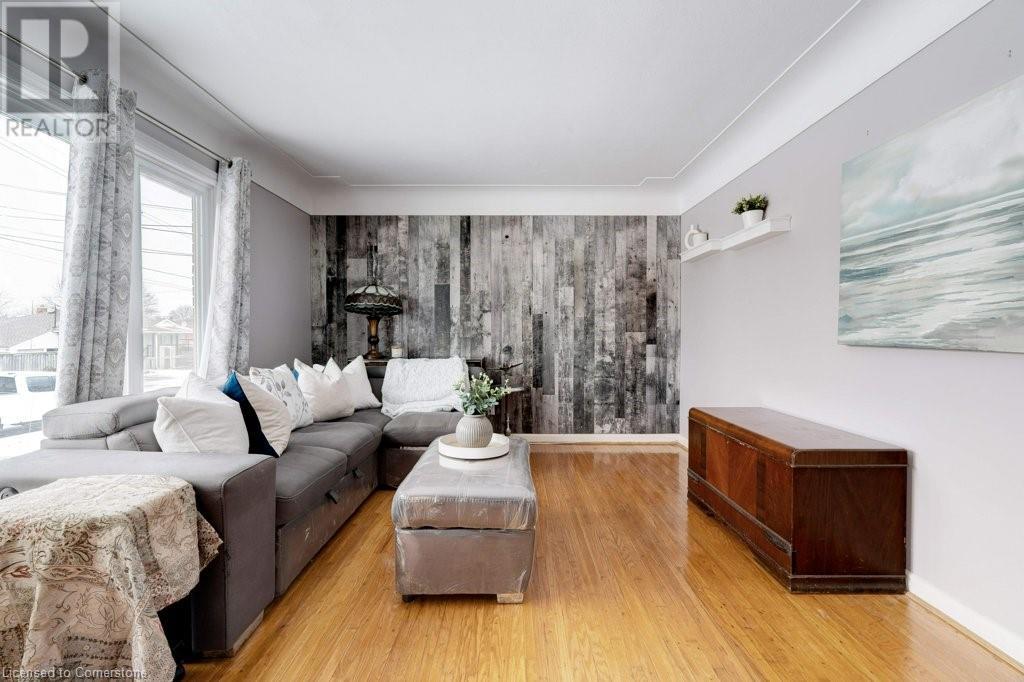 139 West 3rd Street, Hamilton, Ontario  L9C 3K6 - Photo 5 - 40687991