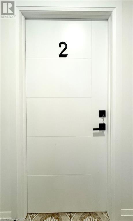 26 Greyfriar Drive Unit# 2, Hamilton, Ontario  L9C 4S2 - Photo 4 - 40688084