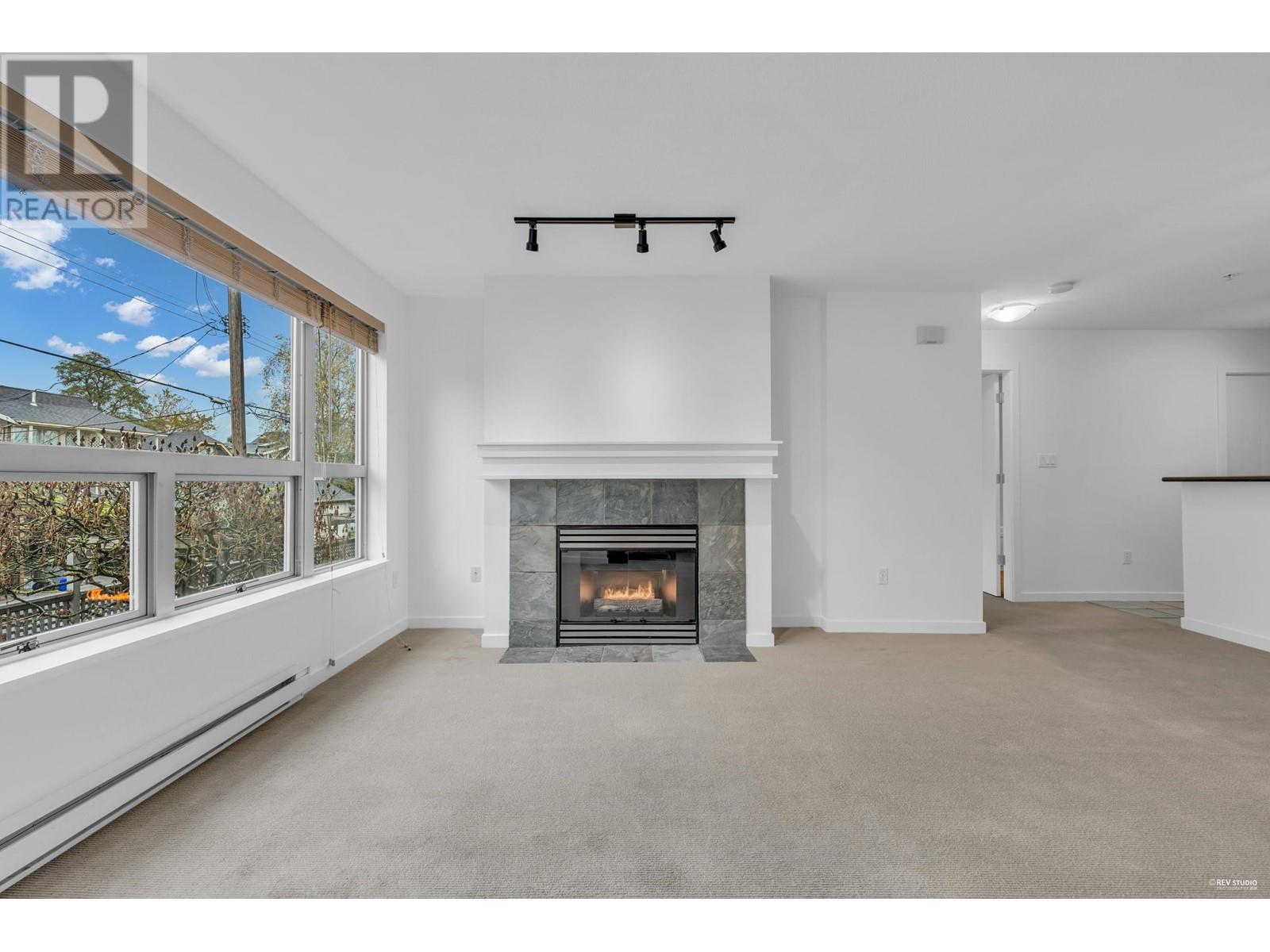 205 3161 W 4th Avenue, Vancouver, British Columbia V6K 1R6 - Photo 10 - R2953299