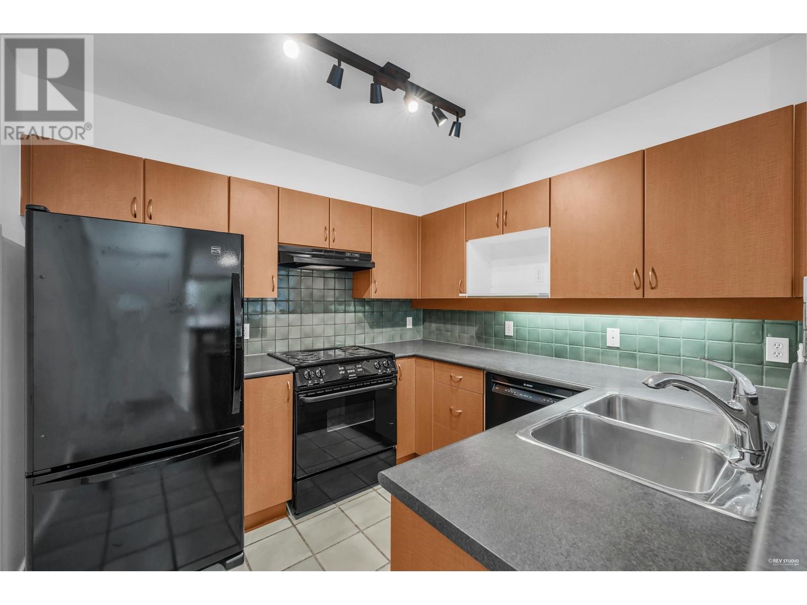 205 3161 W 4th Avenue, Vancouver, British Columbia V6K 1R6 - Photo 12 - R2953299