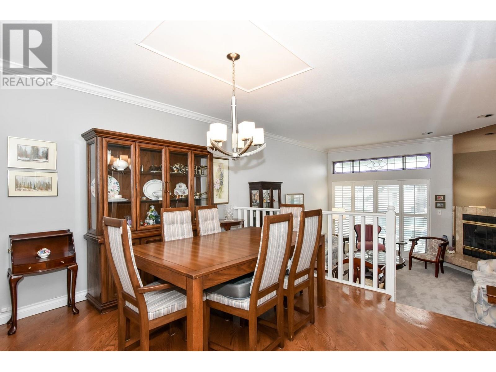 Listing Picture 7 of 40 : 8467 PORTSIDE COURT, Vancouver / 溫哥華 - 魯藝地產 Yvonne Lu Group - MLS Medallion Club Member