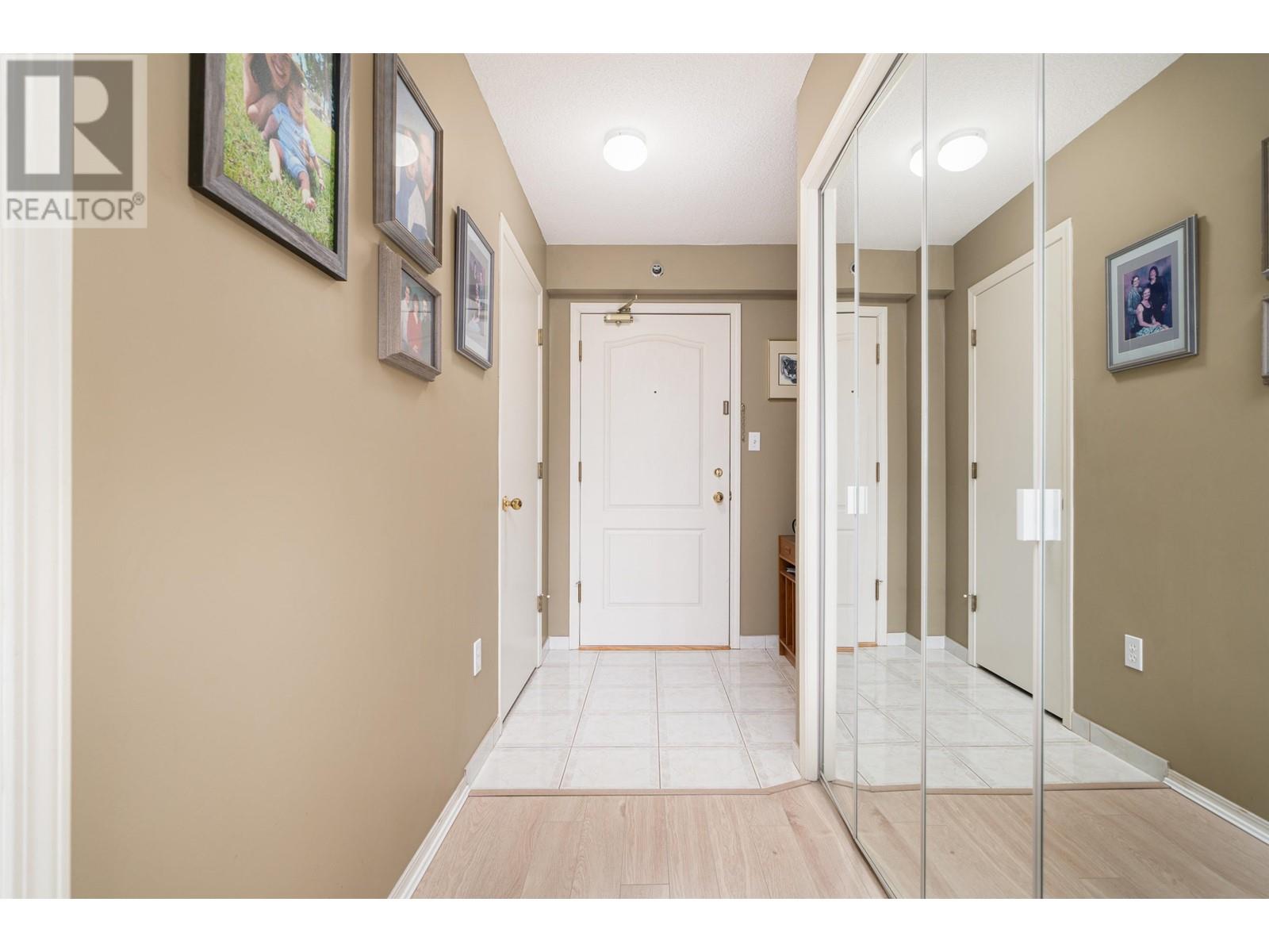 904 1189 Eastwood Street, Coquitlam, British Columbia  V3B 7N5 - Photo 3 - R2953341