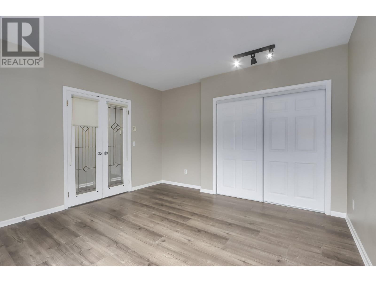 301 3151 Woodbine Drive, North Vancouver, British Columbia  V7R 2S4 - Photo 17 - R2953376
