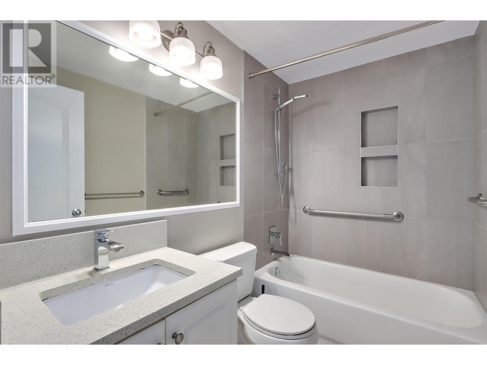 301 3151 Woodbine Drive, North Vancouver, British Columbia  V7R 2S4 - Photo 19 - R2953376